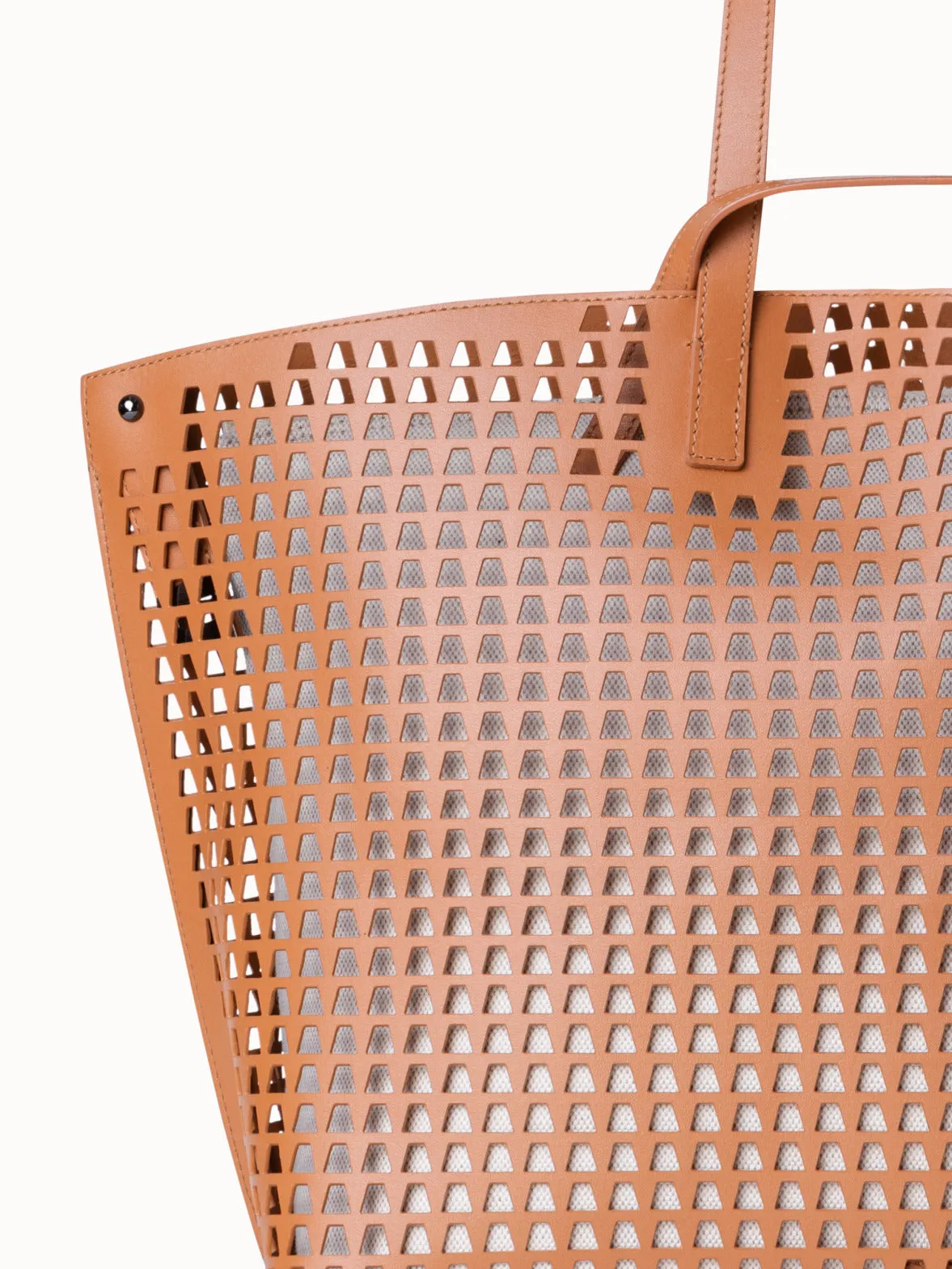 Ai Medium Shoulder Tote Akris