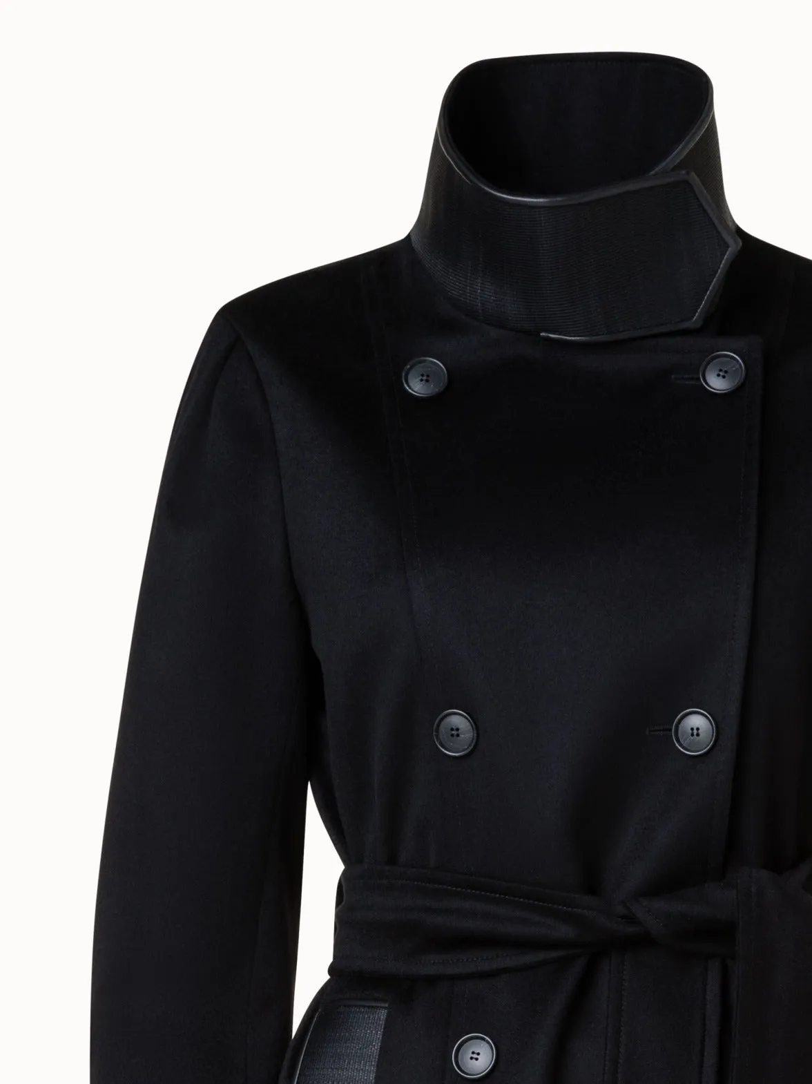 Cashmere Coat with Horsehair Collar and Pocket Akris