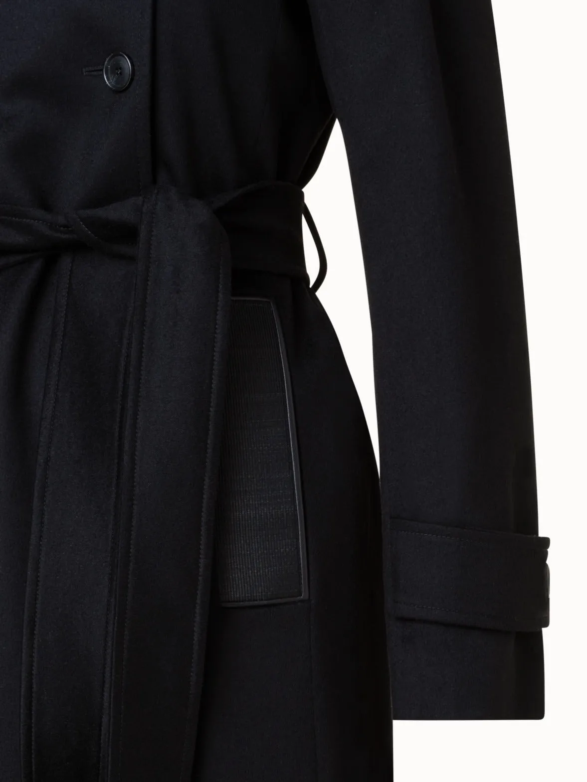 Cashmere Coat with Horsehair Collar and Pocket Akris