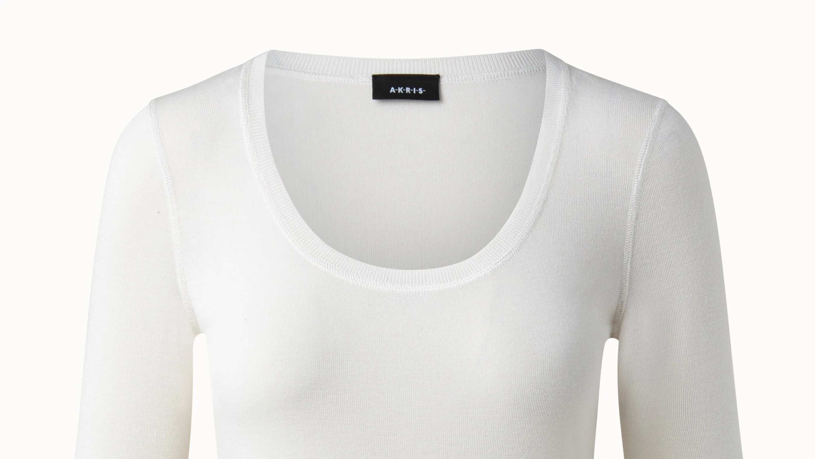 Cashmere Silk Fitted Scoop-Neck Pullover Akris