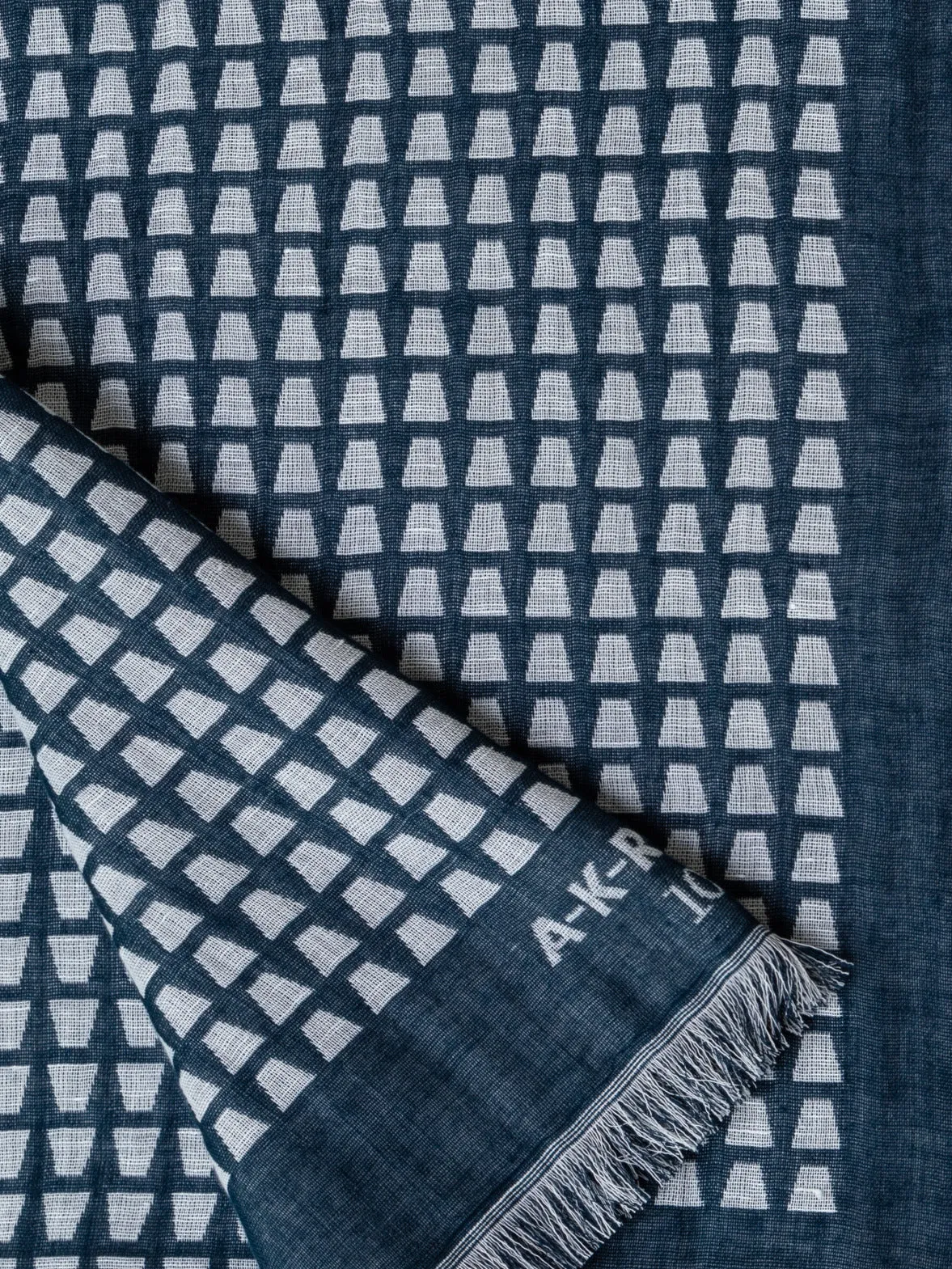 Cotton Linen Trapezoid Jacquard Scarf Akris