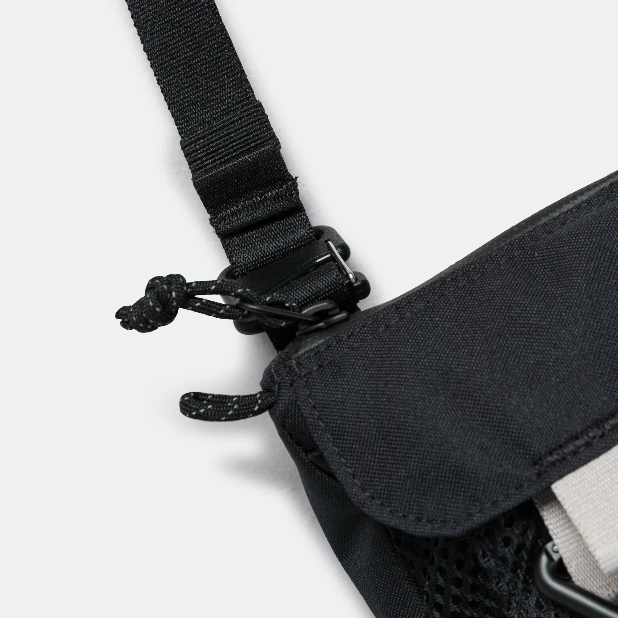 Daymax Crossbody - Black