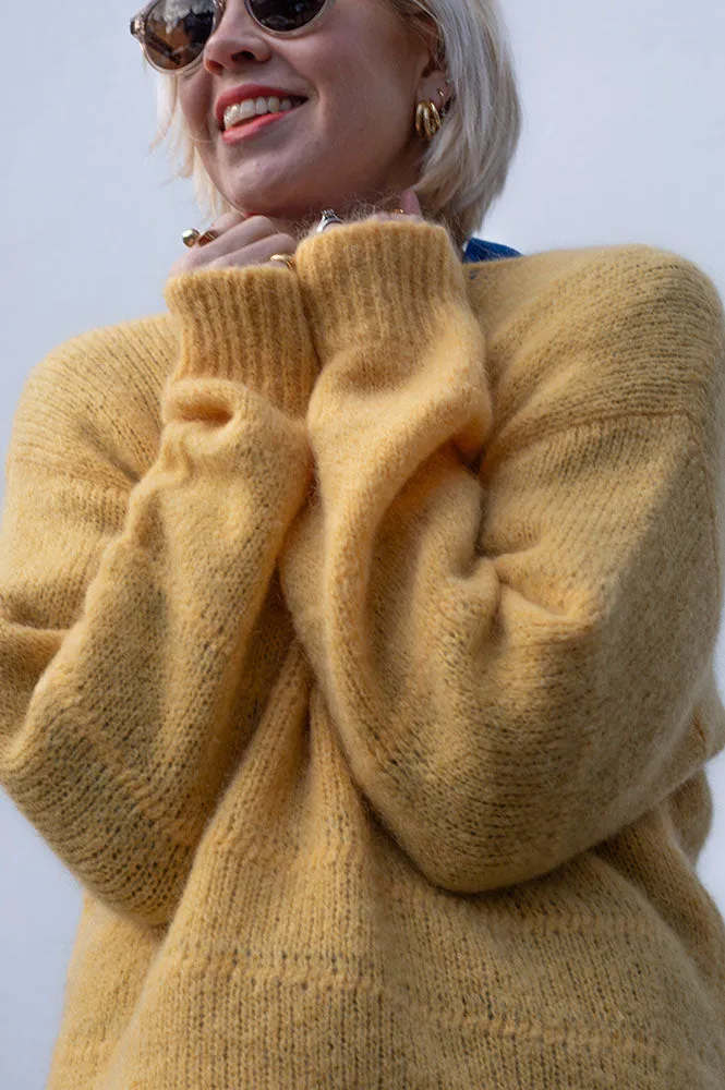 Maison Anje Beryton Uni Ochre Pullover
