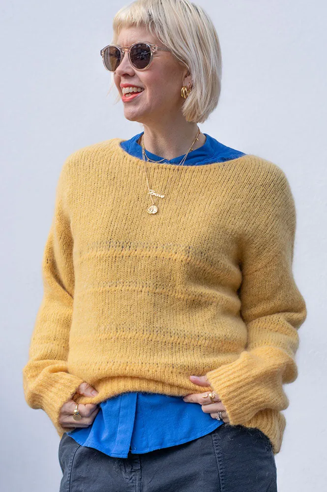 Maison Anje Beryton Uni Ochre Pullover