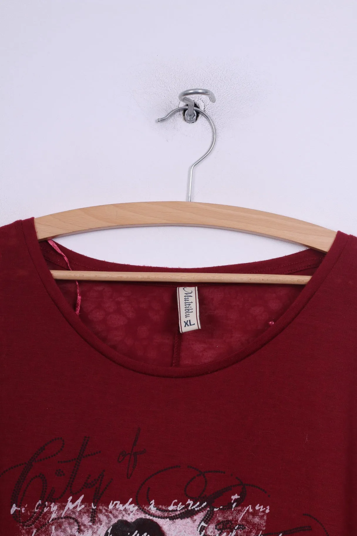 Multiblu Womens XL Blouse Graphic Shirt Bat Sleeve Top Crew Neck Burgundy