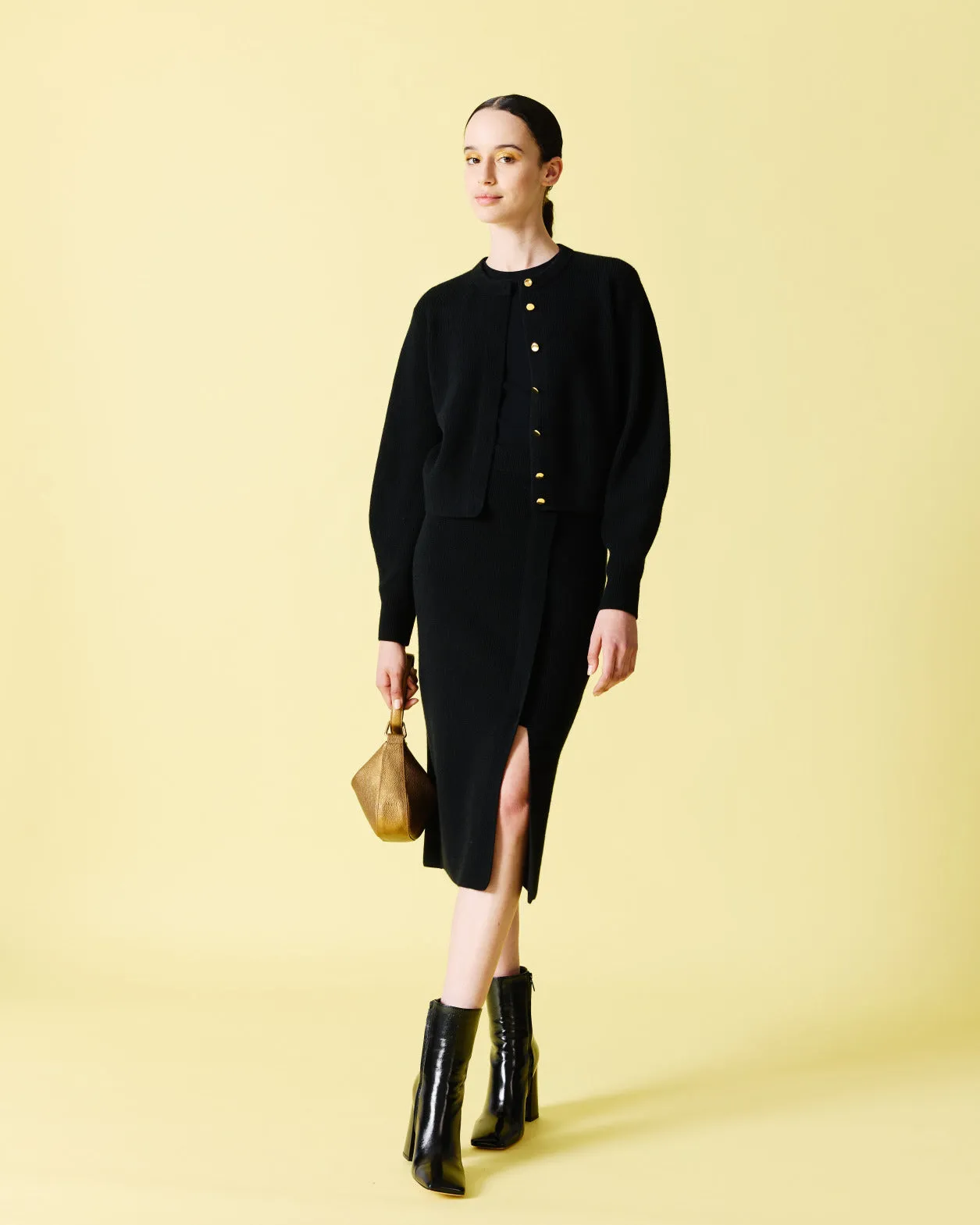 Ribbed Cashmere Cardigan with Gold Buttons Akris