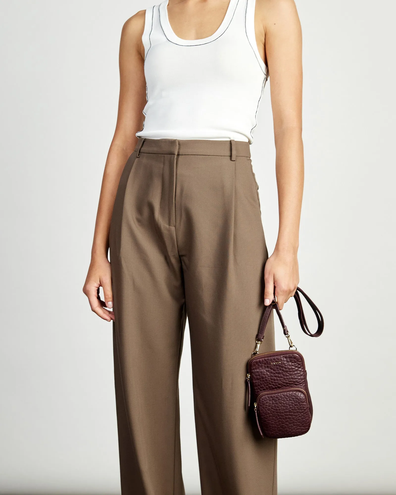 Saben Nikko Pocket Phone Sling Merlot Bubble