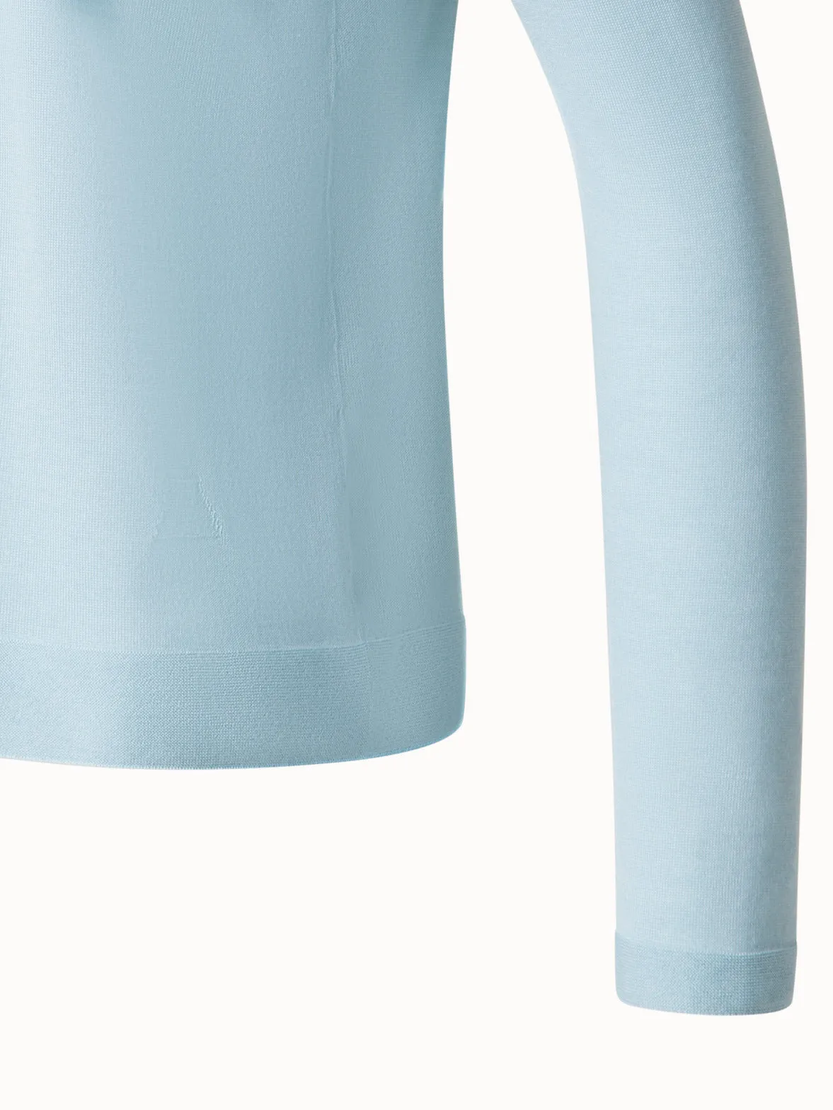 Seamless Crew Neck Sweater in Cashmere Silk Akris