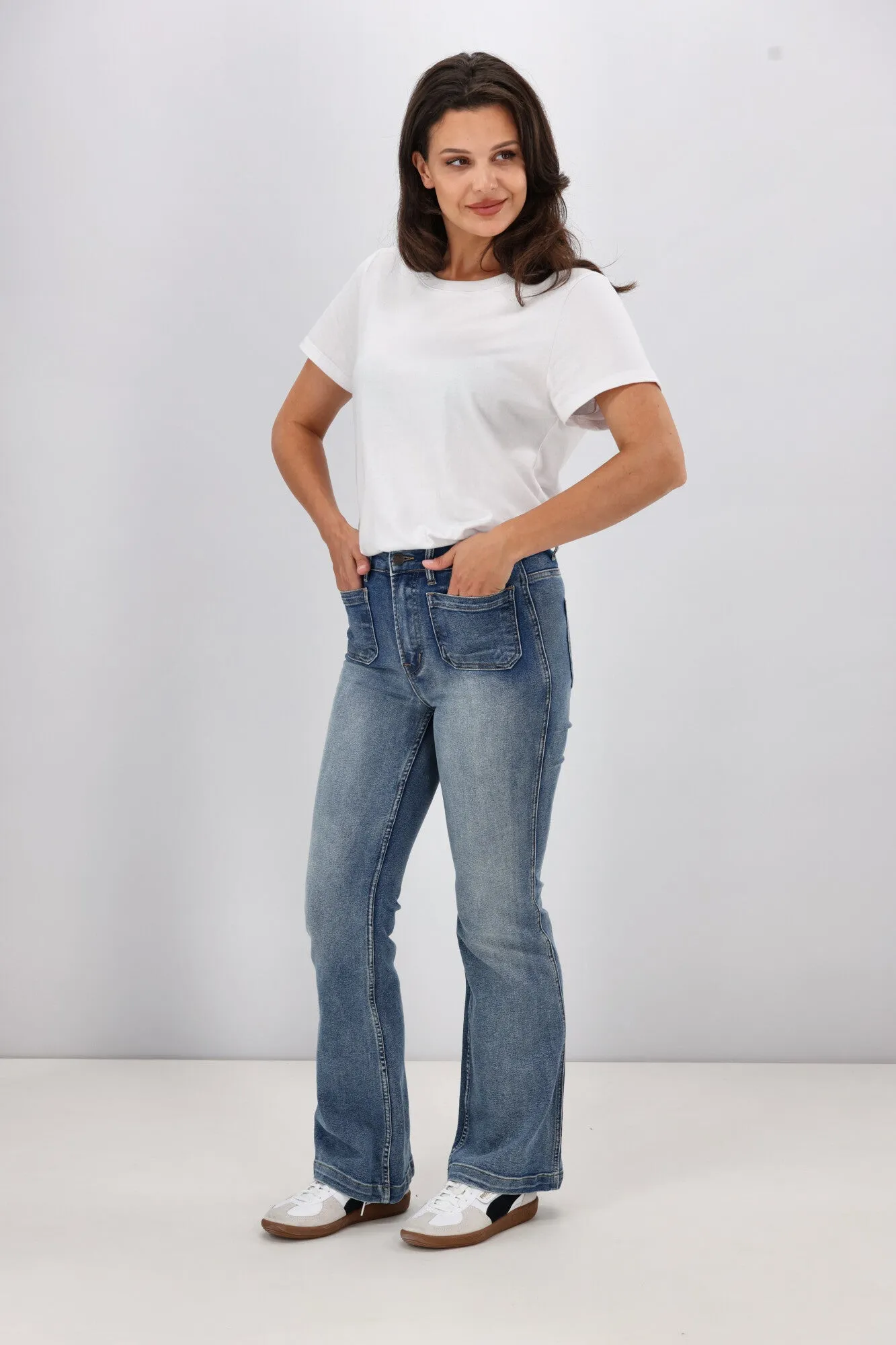 Shine On Label Leo Patch Pocket Flare Jean Indigo
