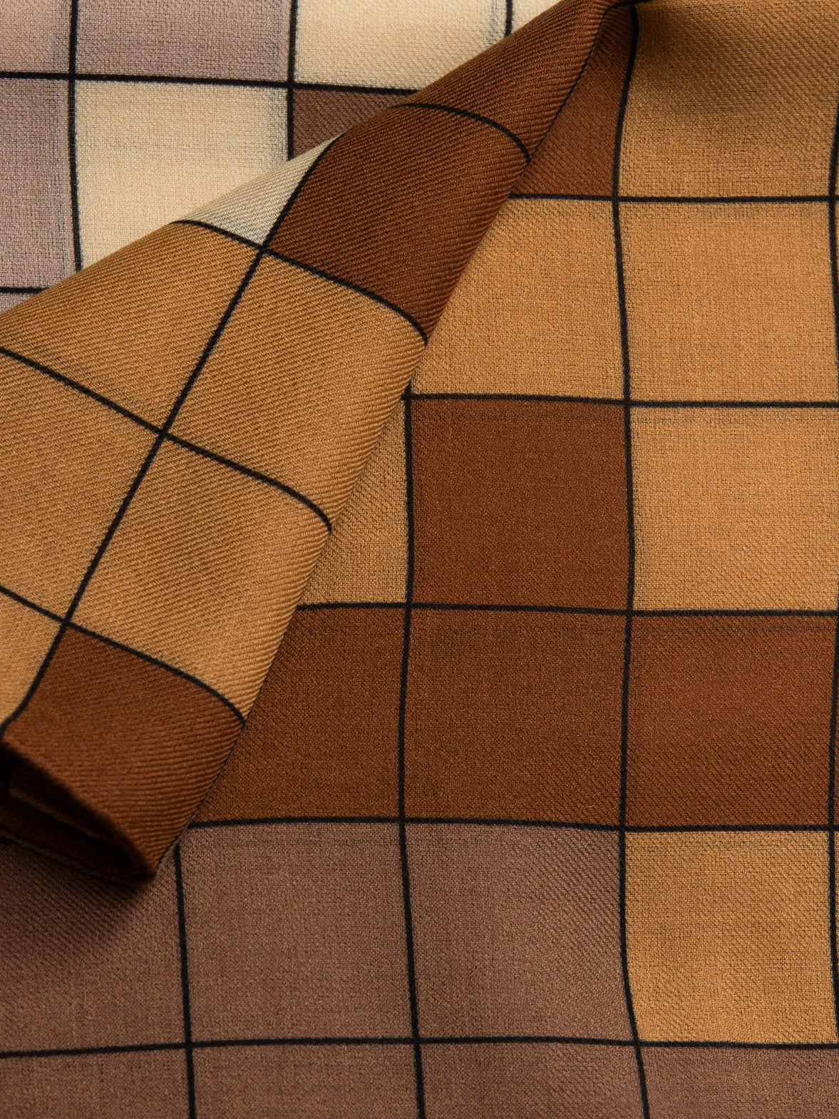 Square Cashmere Silk Scarf with Drei Teile Print Akris