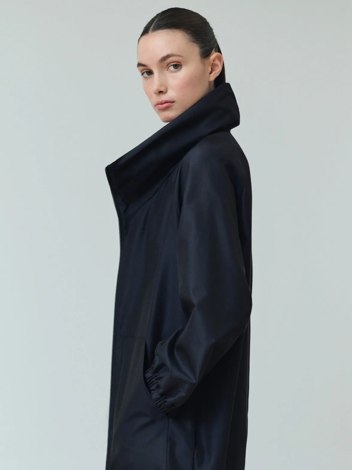 Water-Repellent Silk Taffeta Parka Akris